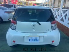 トヨタ iQ