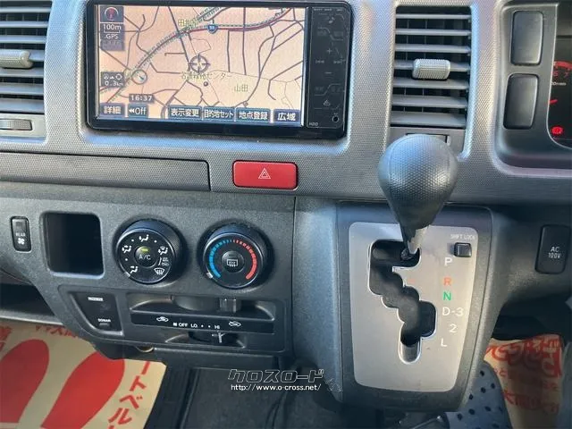 トヨタ ハイエースバン