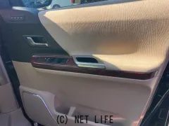 トヨタ ヴェルファイア