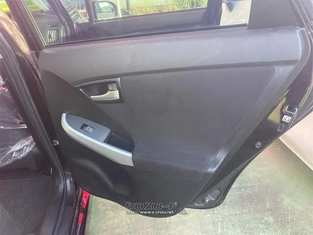 トヨタ プリウス