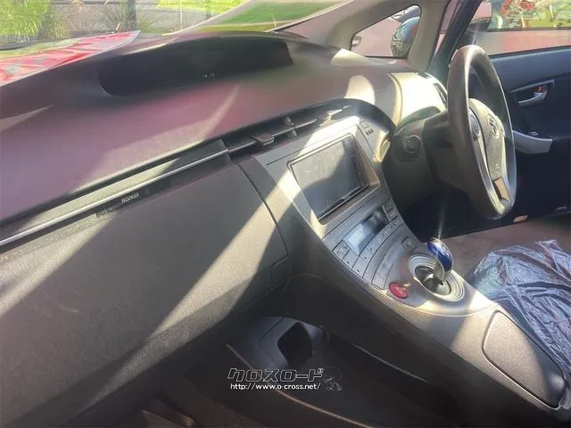 トヨタ プリウス