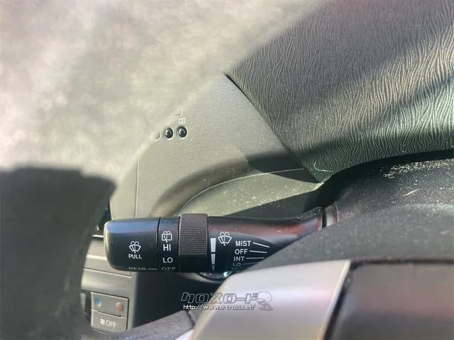 トヨタ プリウス