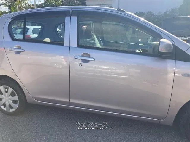 ダイハツ ミライース