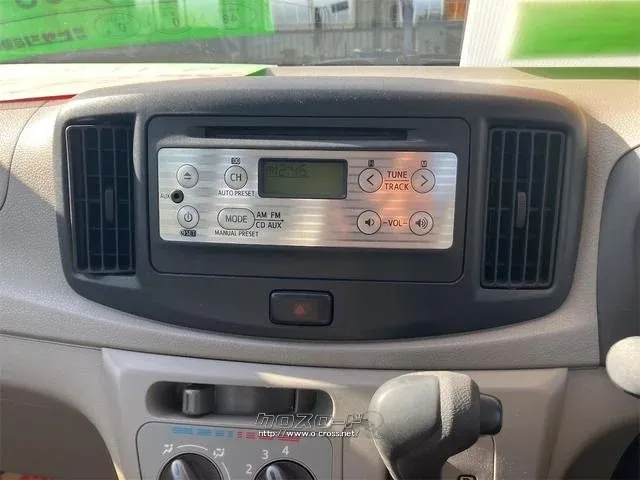 ダイハツ ミライース