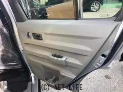 ダイハツ タフト