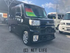 トヨタ ピクシスメガ