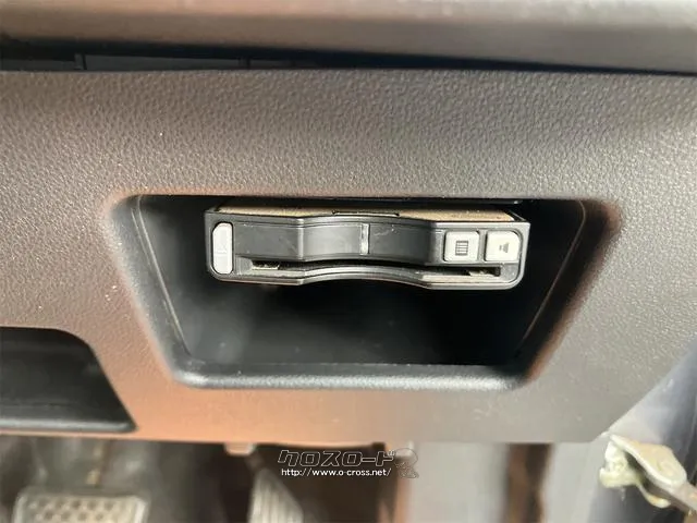 トヨタ ピクシスメガ