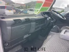 日産 アトラス