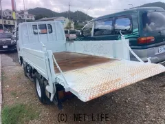 日産 アトラス