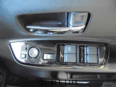 三菱 デリカミニ