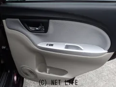 ダイハツ キャスト