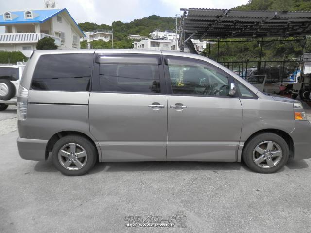 61202/小中古未開封/ セレビィ/ 2005年産 トヨタ ヴォクシー（VOXY） Z 煌・2005(H17)年式・グレーM・2000cc