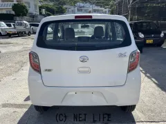 ダイハツ ミライース