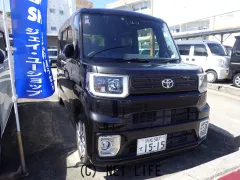 トヨタ ピクシスメガ