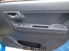 ダイハツ ミライース