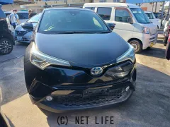 トヨタ C-HR