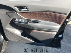 トヨタ C-HR