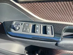 トヨタ C-HR
