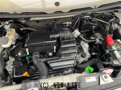 スズキ アルトラパン