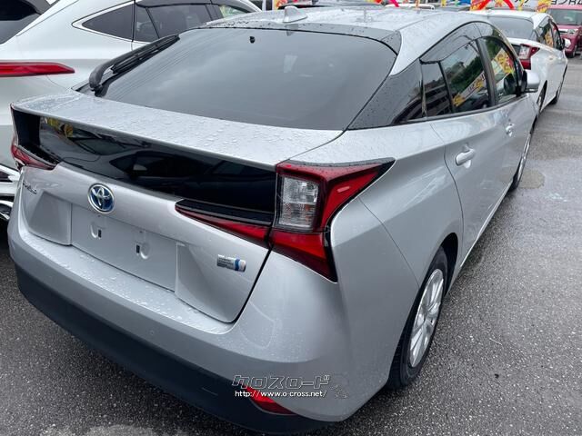 トヨタ プリウス