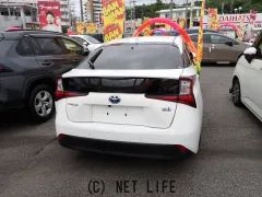 トヨタ プリウス