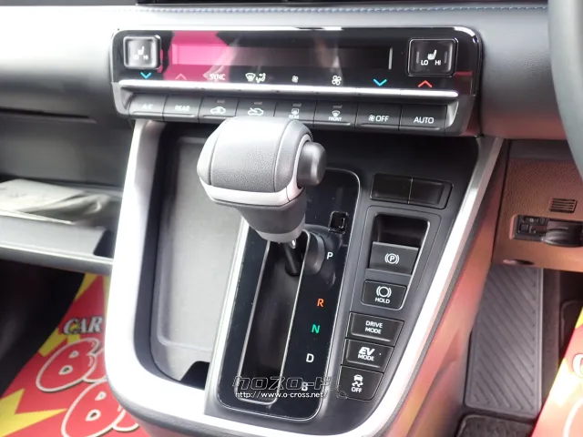 トヨタ ヴォクシー