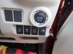 ダイハツ キャスト