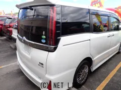 トヨタ ノア