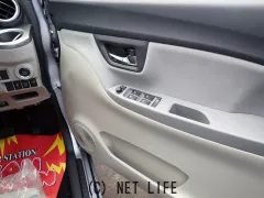 ダイハツ キャスト