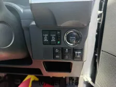 トヨタ ピクシスメガ