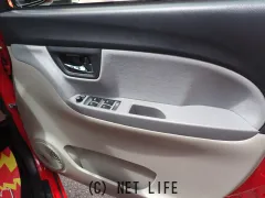 ダイハツ キャスト