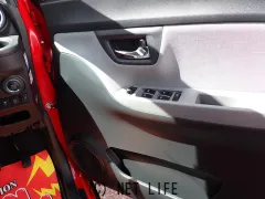 ダイハツ キャスト