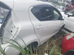 部品取車 NHP10 アクア