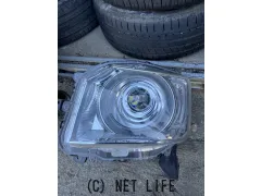 外装・エアロ エヌボックス　左ヘッドライト　W3105