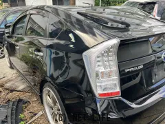 部品取車 ＺＶＷ30　プリウス