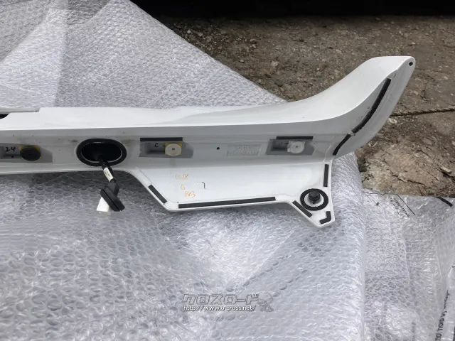 外装・エアロ JF3 リアスポイラー 白 ハイマウント