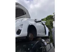 部品取車 NHP10 アクア