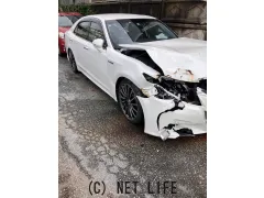 部品取車 トヨタ クラウンハイブリッド AWS210