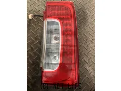 外装・エアロ LA600S タント右テールレンズ