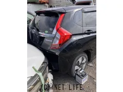 部品取車 PG5 フィット