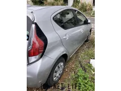 部品取車 NHP10　アクア