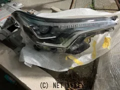 外装・エアロ C-HR 前期 右ライト LED KOITO 10-101 