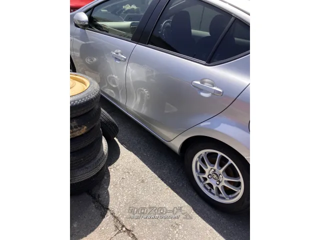 部品取車 アクア NHP10