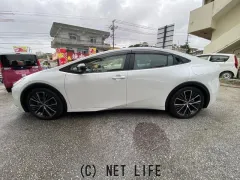 トヨタ プリウス