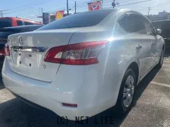 日産 シルフィ
