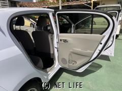 ダイハツ ミライース