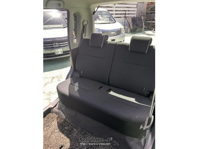 トヨタ ピクシススペース カスタム X・2013(H25)年式・クロ・660cc