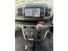 ダイハツ ミライース