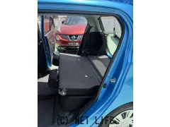 ダイハツ ミライース