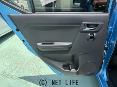 ダイハツ ミライース
